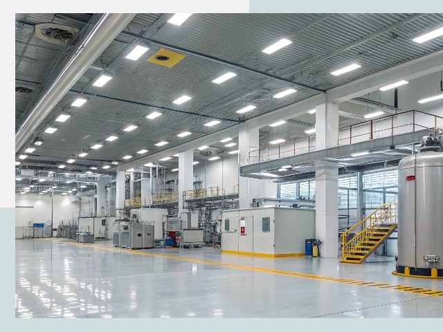 Освещение ангаров в Мурманске от 617 руб. - Эффективные решения